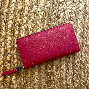 Red Wallet